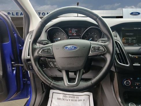 Used 2015 Ford Focus Titanium FWD image 12