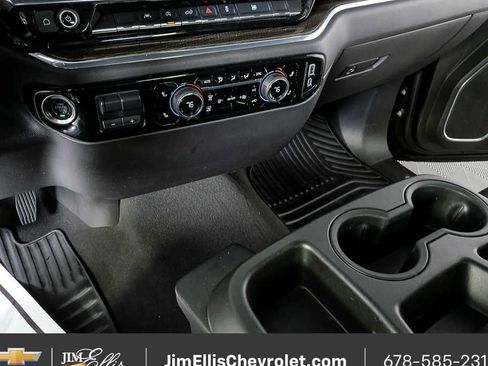 Certified 2025 Chevrolet Silverado 1500 LT image 17