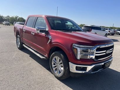 New 2025 Ford F150 Lariat w/ Equipment Group 501A Mid