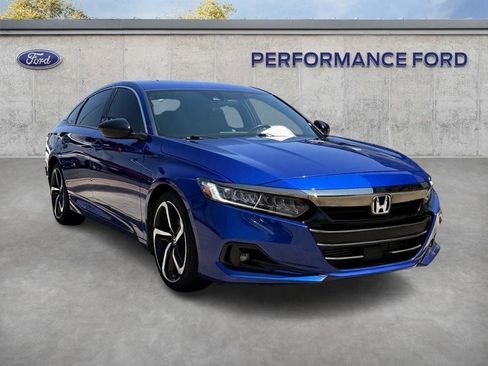 Used 2021 Honda Accord Sport image 4