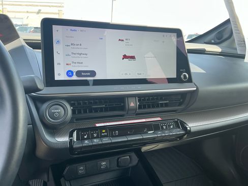 Used 2025 Toyota Prius Limited AWD/4WD image 12