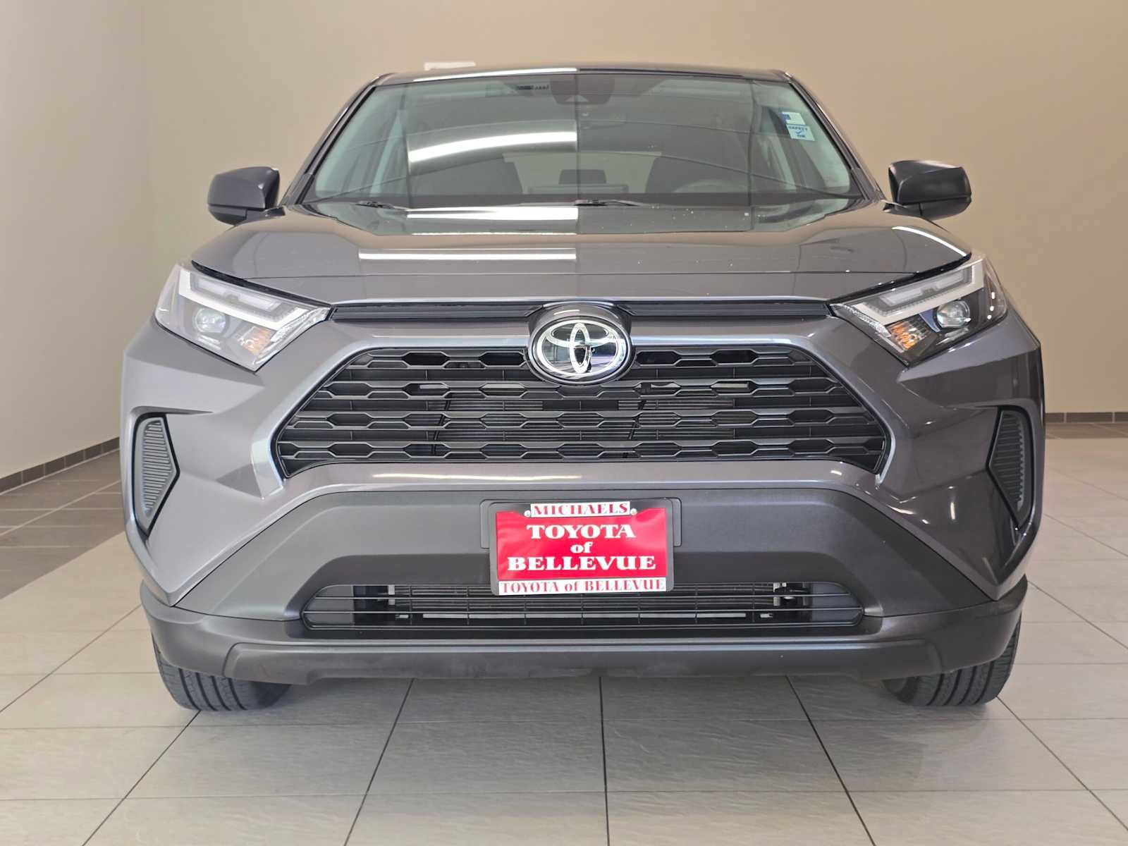 Certified 2025 Toyota RAV4 LE AWD/4WD image 6