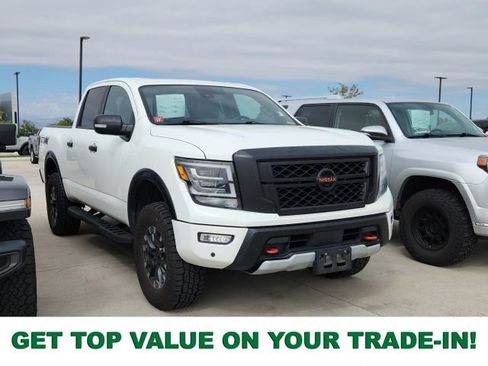 Used 2022 Nissan Titan PRO-4X w/ Pro-4x Convenience Package AWD/4WD image 1