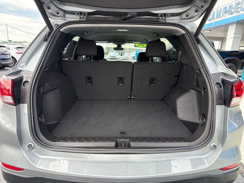Used 2024 Chevrolet Equinox LT FWD image 27