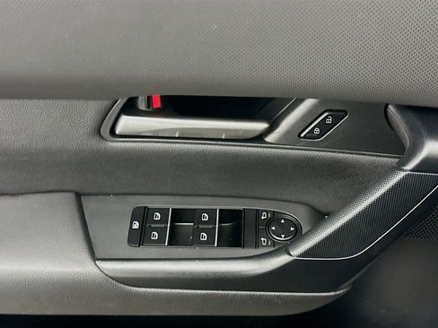 Used 2025 MAZDA CX-50 AWD 2.5 S w/ Preferred Package image 15