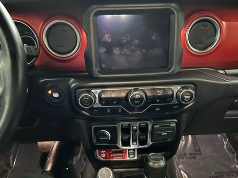 Used 2022 Jeep Wrangler Unlimited Rubicon w/ LED Lighting Group image 18