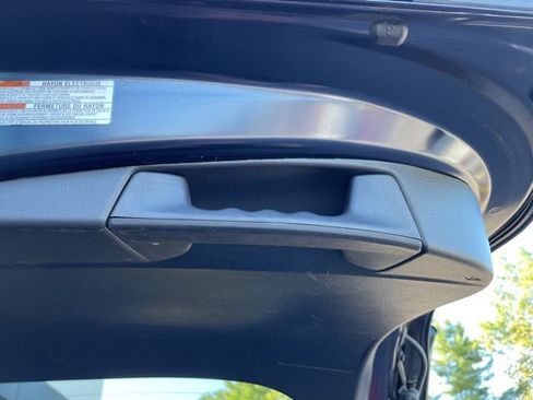 Used 2023 Toyota RAV4 XLE image 9