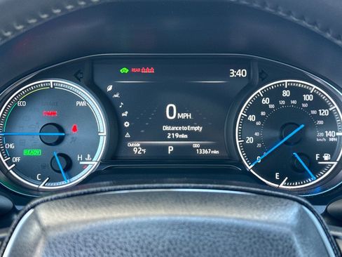 Used 2024 Toyota Venza Nightshade image 24