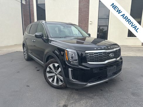 Used 2020 Kia Telluride S w/ S 8 Passenger Seating Package image 1