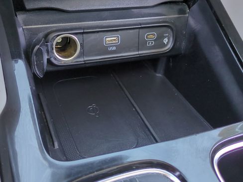 Certified 2024 Kia Telluride S w/ S Sunroof Package image 22