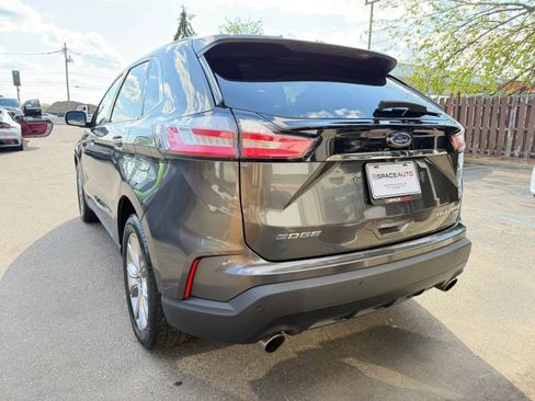 Used 2019 Ford Edge Titanium AWD/4WD image 8