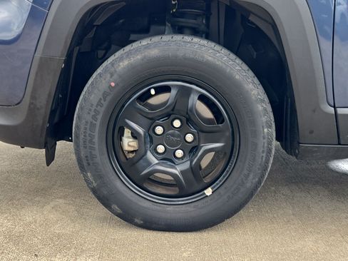 Used 2022 Jeep Renegade Sport AWD/4WD image 13