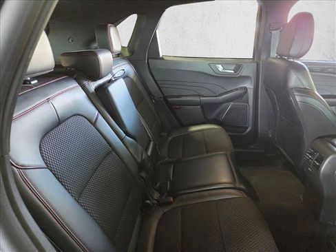 Used 2025 Ford Escape ST-Line AWD/4WD image 18