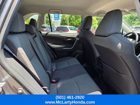 Used 2025 Toyota RAV4 XLE FWD image 15