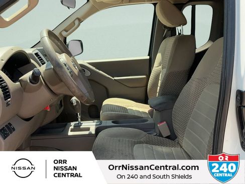 Used 2017 Nissan Frontier SV RWD image 14