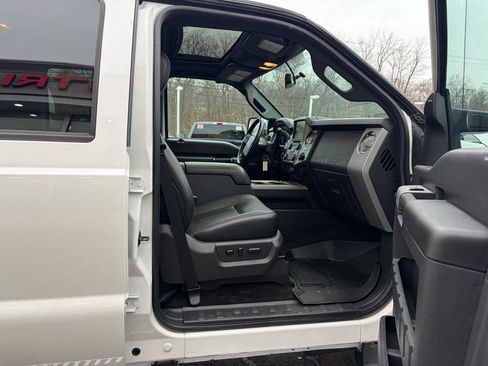 Used 2016 Ford F250 Lariat w/ Lariat Ultimate Package image 47