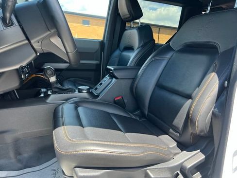 Certified 2023 Ford Bronco Badlands AWD/4WD image 18