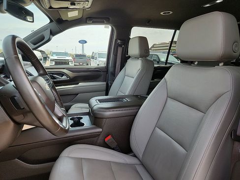 Used 2024 Chevrolet Tahoe LT image 7