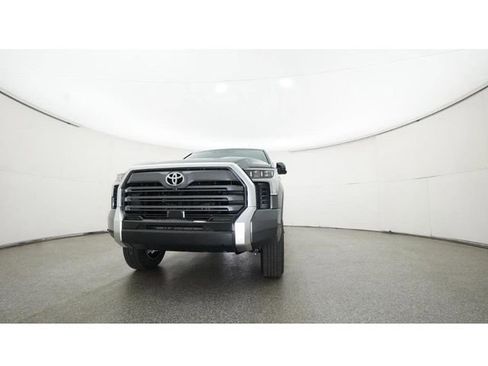New 2026 Toyota Tundra Limited AWD/4WD image 31
