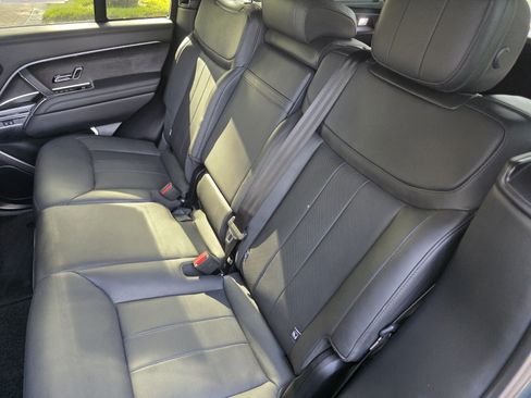 Certified 2023 Land Rover Range Rover SE AWD/4WD image 15