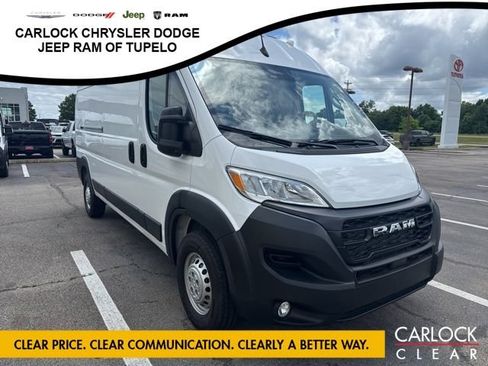 Used 2026 RAM ProMaster 2500 w/ Convenience Group FWD image 4