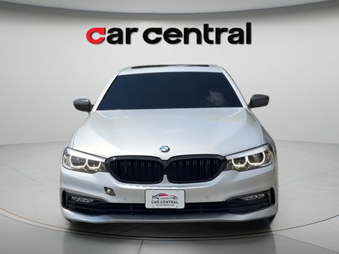 Used 2017 BMW 530i xDrive AWD/4WD image 9