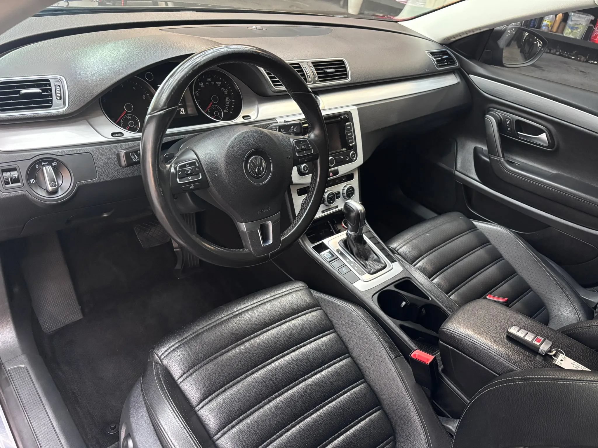 Used 2014 Volkswagen CC R-Line FWD image 7