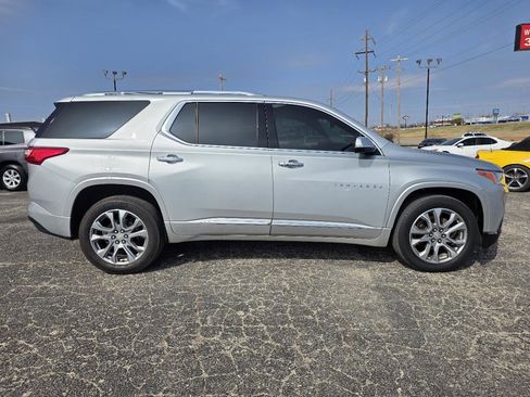 Used 2020 Chevrolet Traverse Premier AWD/4WD image 8