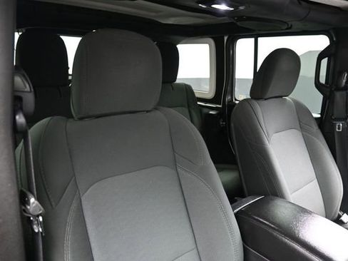 Used 2018 Jeep Wrangler Unlimited Sport S AWD/4WD image 27