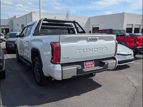 Used 2024 Toyota Tundra Limited AWD/4WD image 5