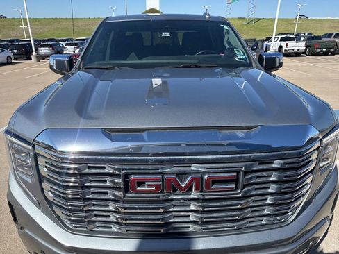 Used 2023 GMC Sierra 1500 Denali w/ Technology Package image 2