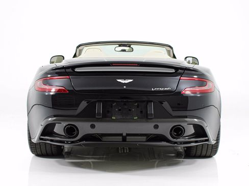 Used 2014 Aston Martin Vanquish Volante RWD image 8