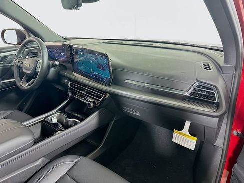 New 2026 Chevrolet Traverse LT w/ Sun and Wheel Package image 32