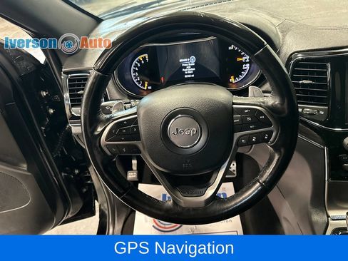 Used 2020 Jeep Grand Cherokee Overland AWD/4WD image 18