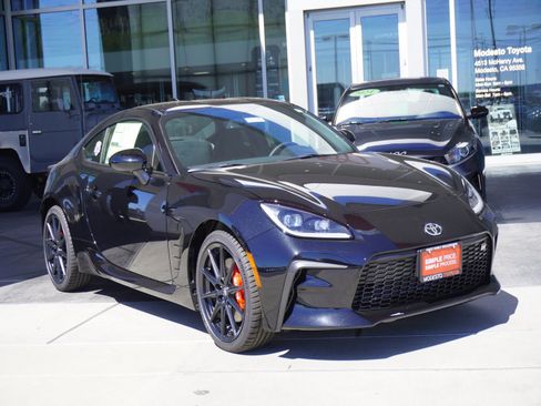 New 2026 Toyota GR86 Premium w/ Performance Package RWD image 23
