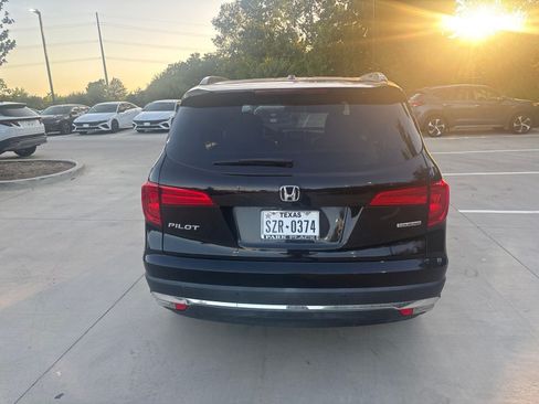 Used 2016 Honda Pilot Touring image 9