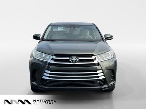 Used 2019 Toyota Highlander LE FWD image 8