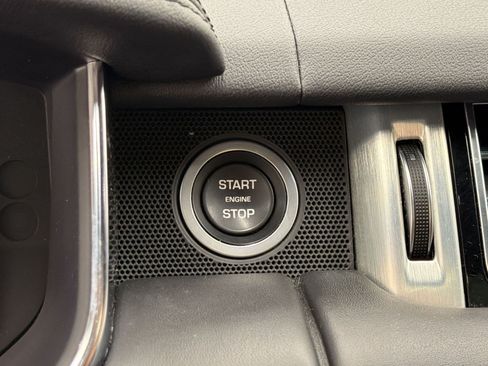 Used 2020 Land Rover Range Rover HSE AWD/4WD image 14