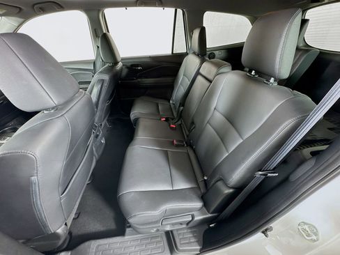 Used 2022 Honda Pilot EX-L image 18