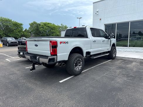 Used 2025 Ford F350 Lariat w/ Chrome Package AWD/4WD image 6