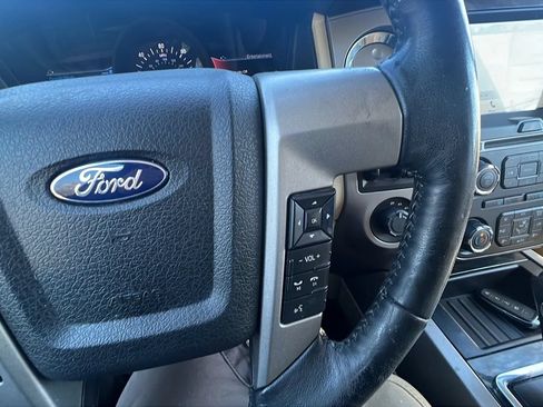 Used 2017 Ford Expedition EL Limited w/ Equipment Group 301A AWD/4WD image 15