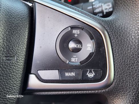 Used 2018 Honda CR-V EX image 24