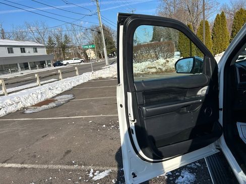 Certified 2020 Ford Expedition Platinum image 13