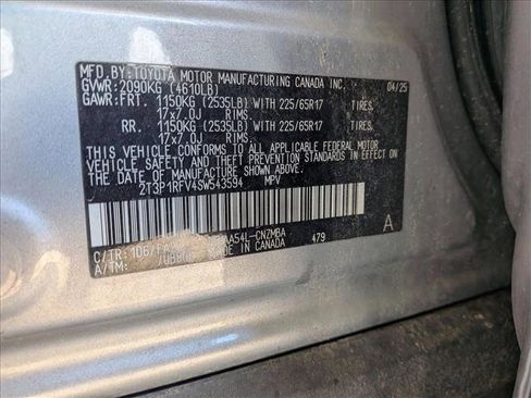 Used 2025 Toyota RAV4 XLE AWD/4WD image 15