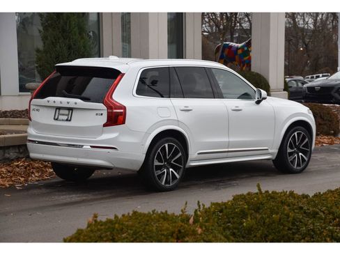 Certified 2023 Volvo XC90 B5 Plus image 4