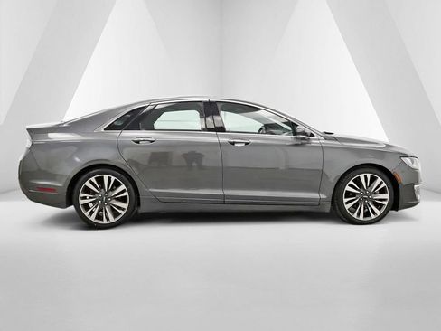 Used 2020 Lincoln MKZ Reserve w/ Elements Package FWD image 8