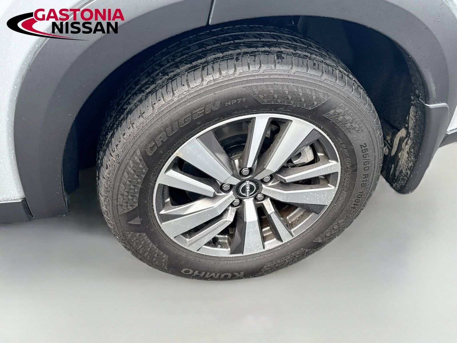 Used 2025 Nissan Pathfinder SL FWD image 37