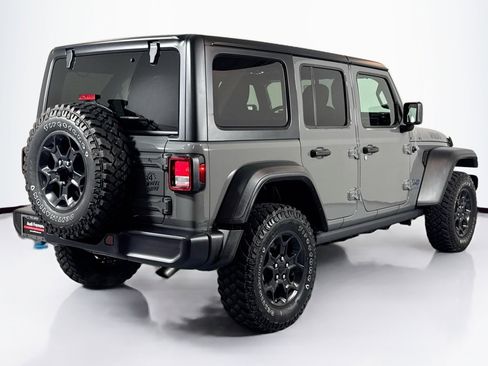 Used 2023 Jeep Wrangler Unlimited w/ 8.4" Radio Group image 5