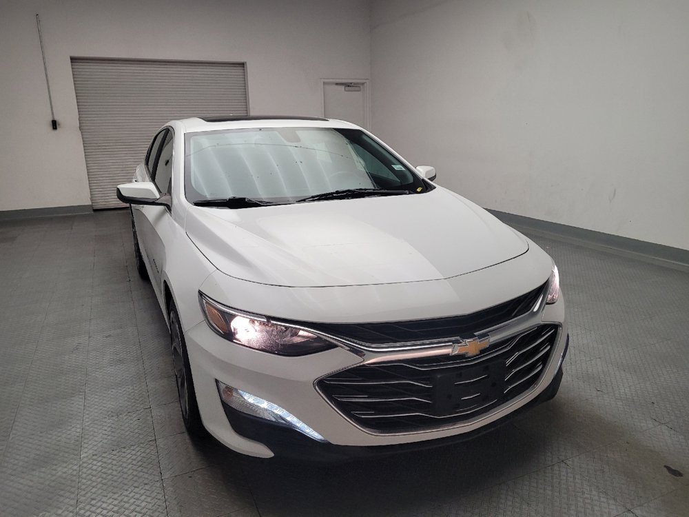 Used 2021 Chevrolet Malibu LT FWD image 14