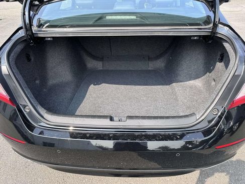 Used 2018 Honda Accord Touring image 7
